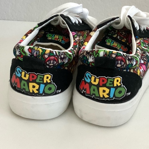 \Nintendo\ NWOT Kid’s Super Mario Sneakers - Picture 7 of 12